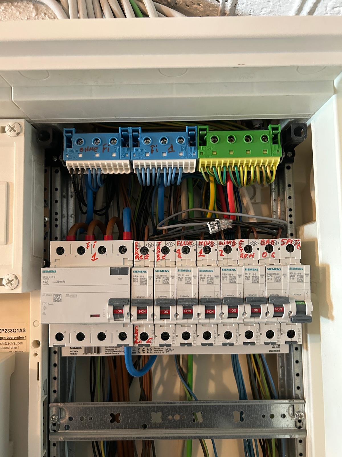Tablou electric modernizat cu disjunctoare noi, recablat ordonat de Electro Serv T.F.